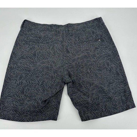 Travis Mathew power lounging performance shorts Men’s size 34 quite shade/black - Picture 5 of 7